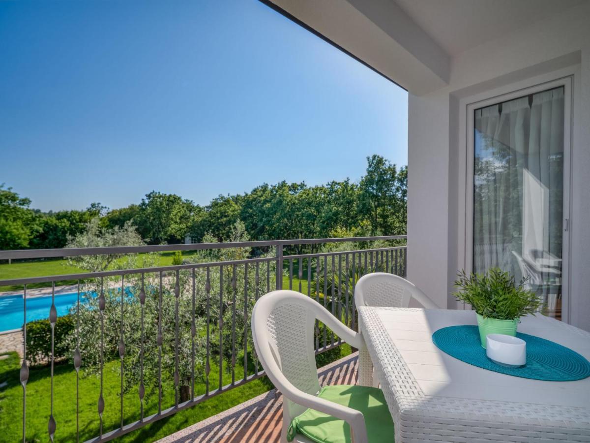 Apartment Fiore-1 By Interhome *